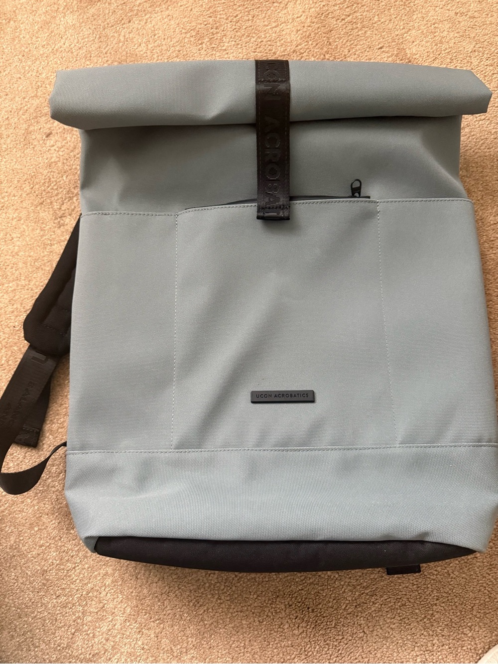 Ucon acrobatics Unisex Roll-Top waterproof Backpack in grey. Reflective